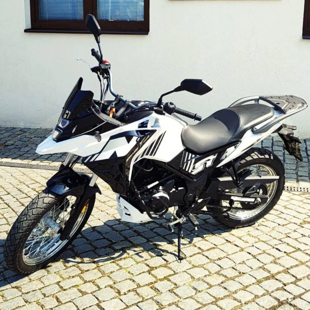 Sym SYMNH T 300 - PŘEDVÁDĚCÍ MOTOCYKL