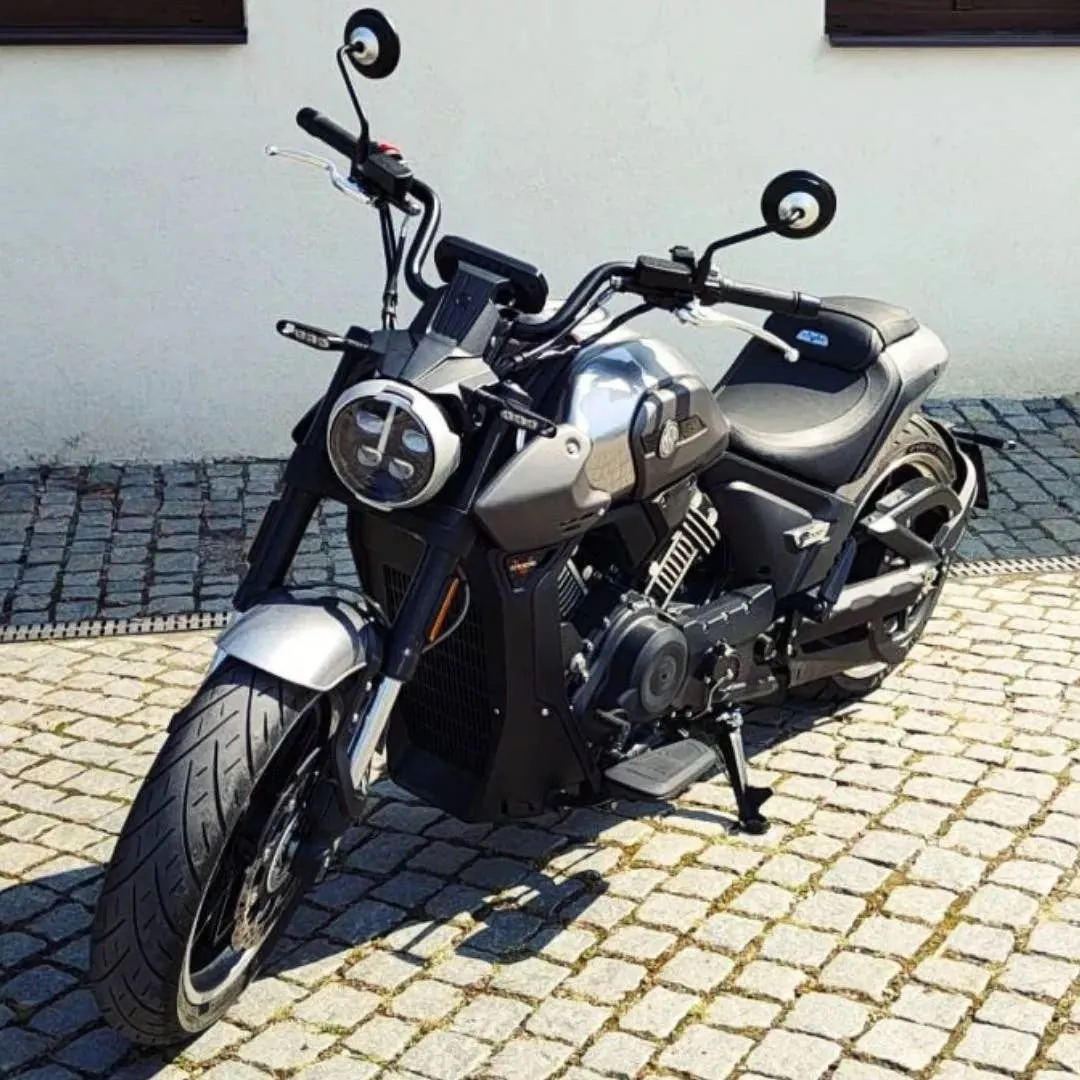 Morbidelli C1002V v šedé barvě, Předváděcí motocykl