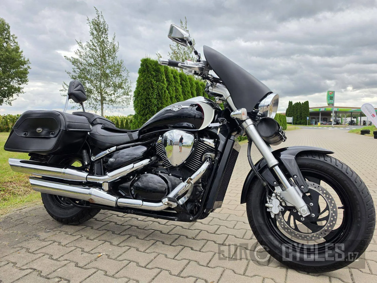 Suzuki Intruder M 800