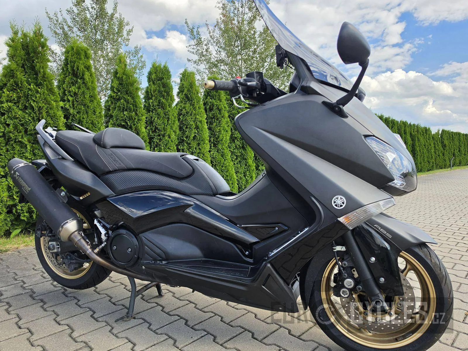 Yamaha T-Max 530 Black Max