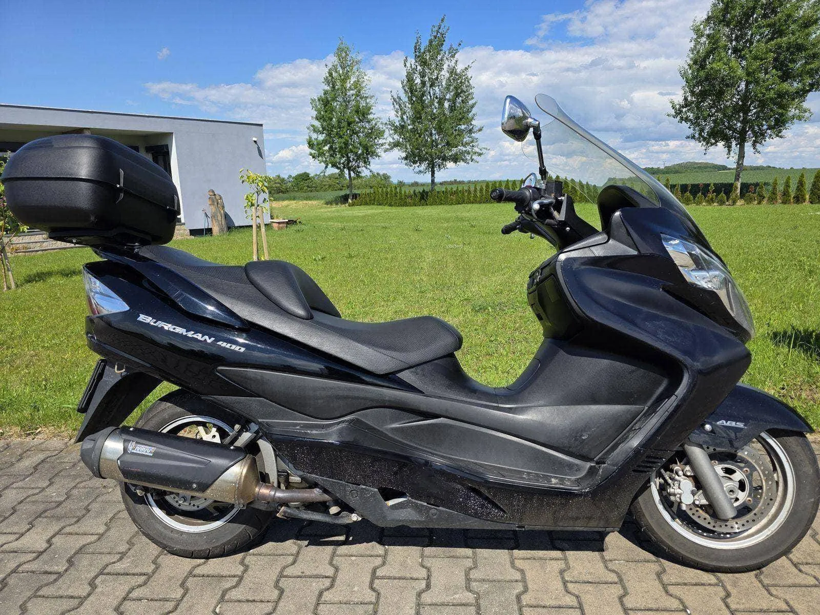 Suzuki Burgman 400 ABS