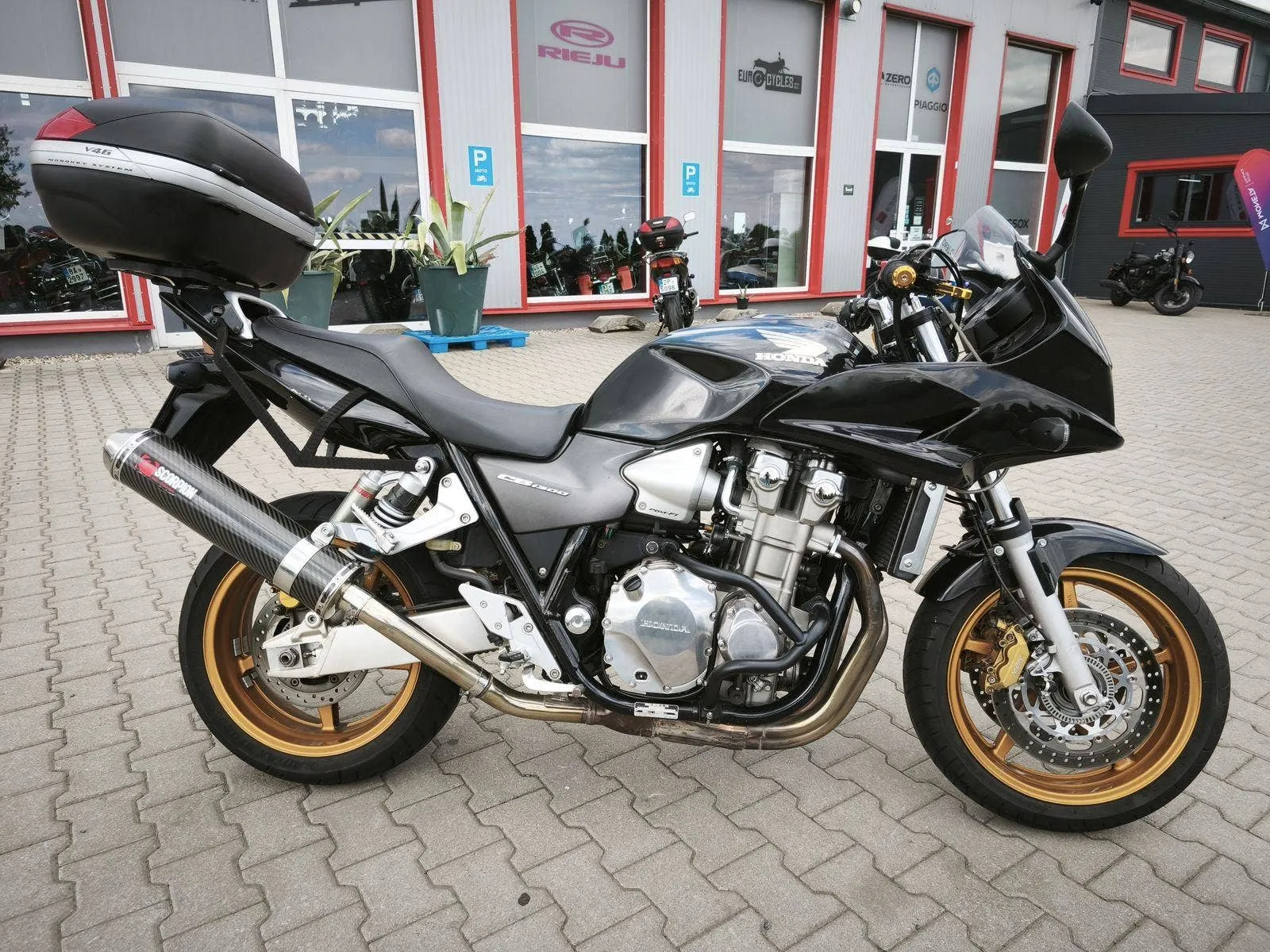 Honda CB 1300 SA