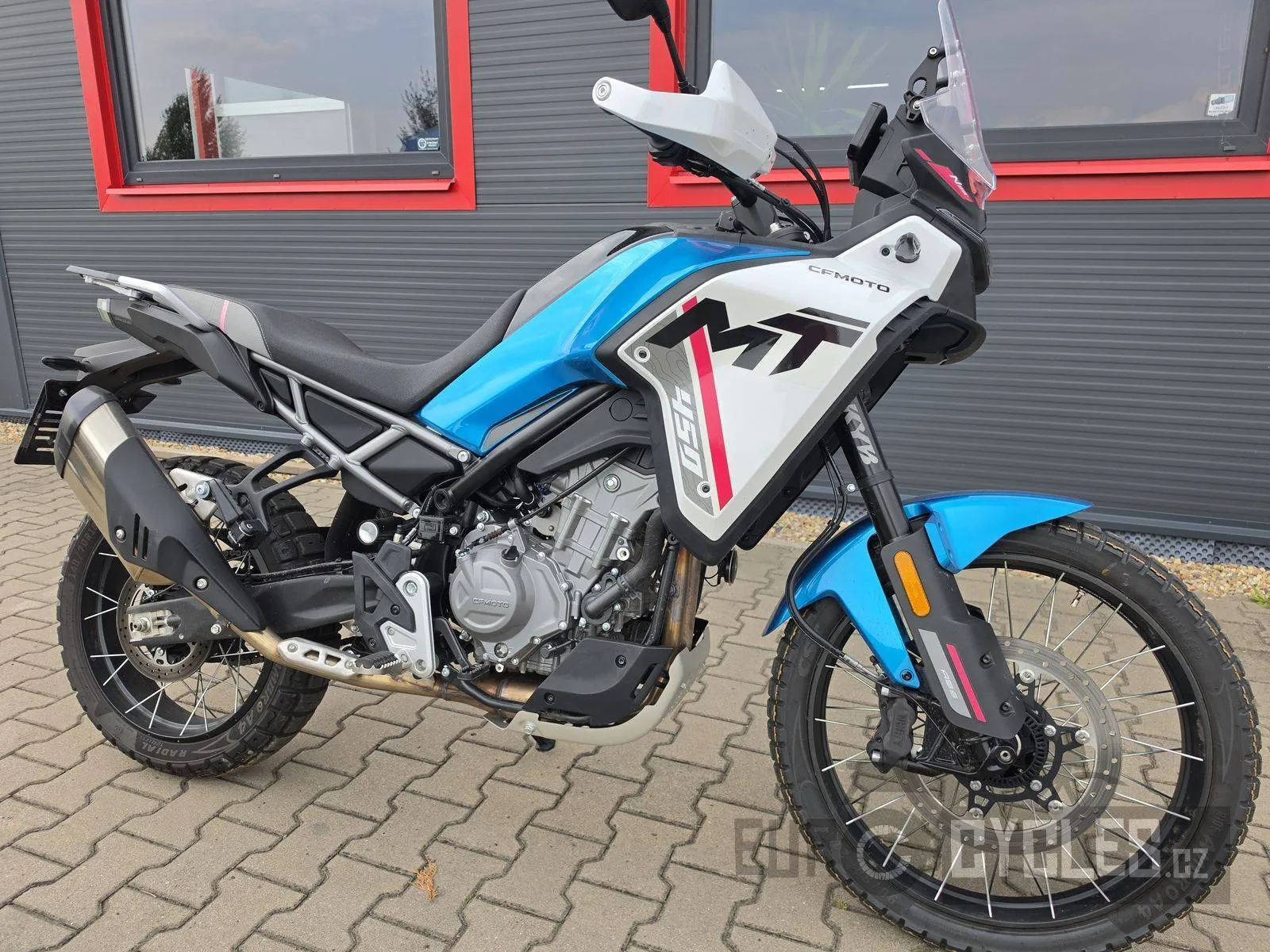 CFMOTO 450 MT-R