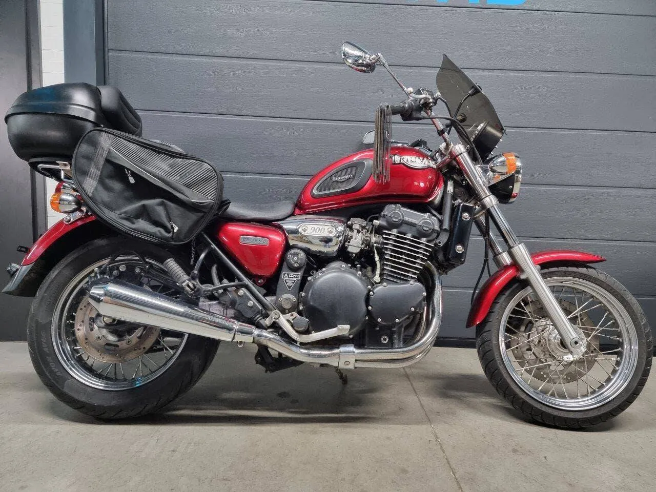 Triumph Legend TT
