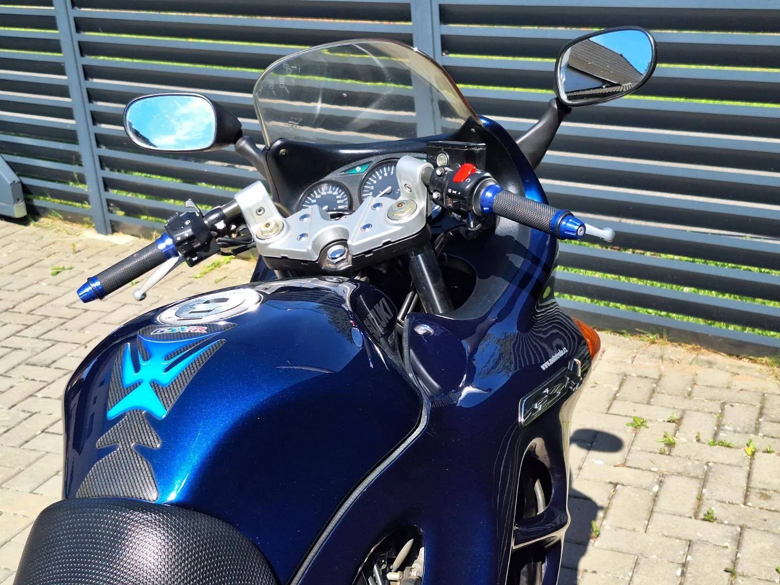 Suzuki GSX 750 F