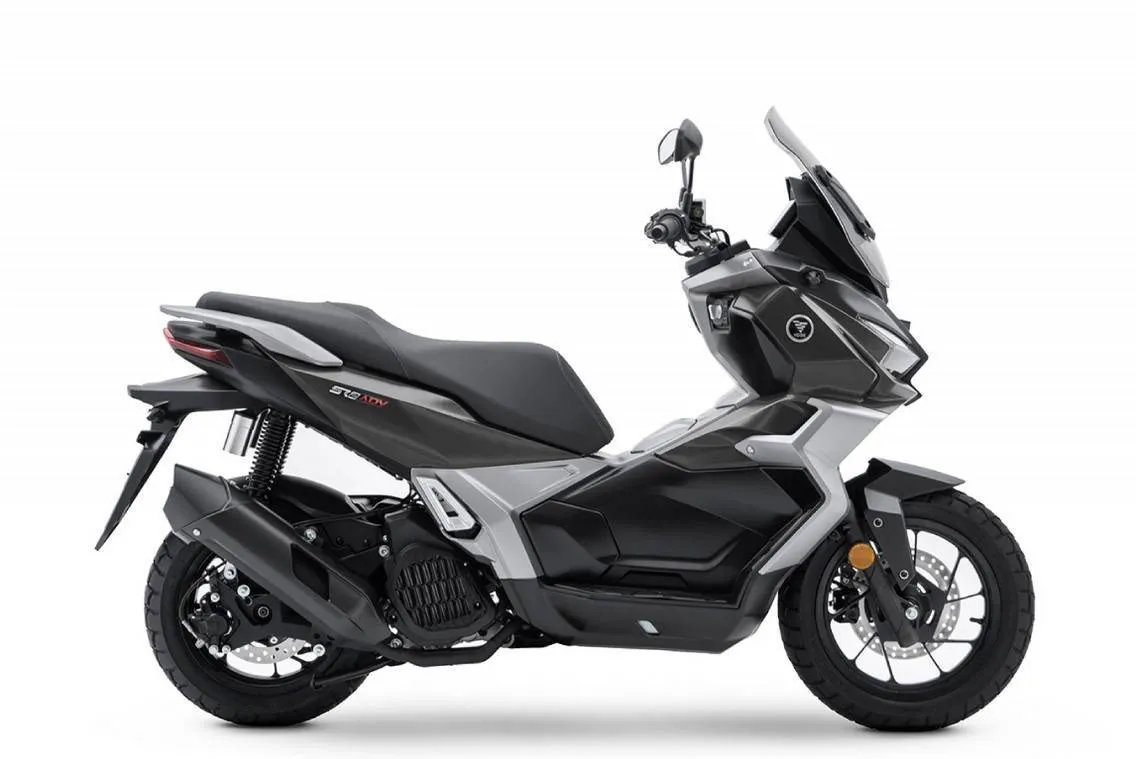Voge SR1 125i ADV - šedá